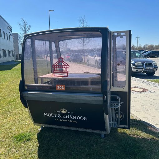 Skigondel 6er Moët & Chandon