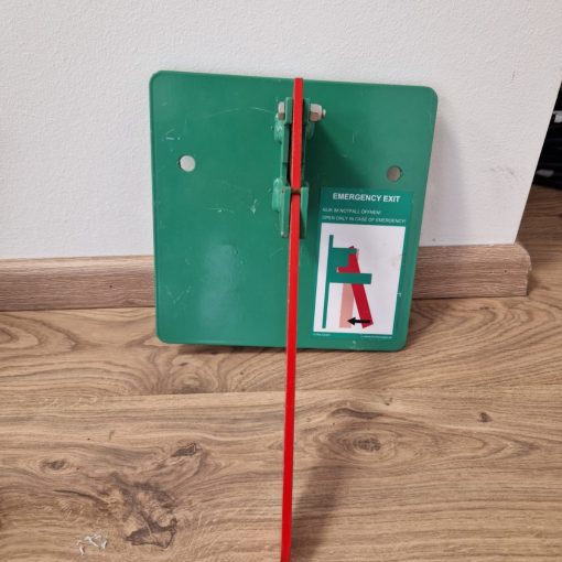 Bauzaunriegel für Notausgang