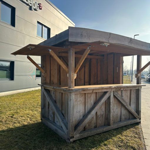 Altholzhütte 2. Verkaufsöffnung - Klappen